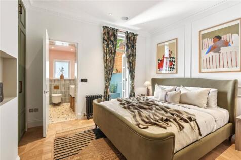 Principal Bedroom