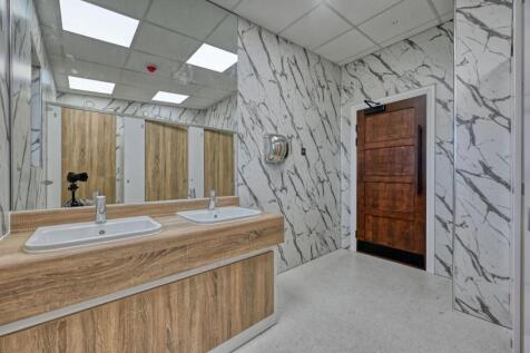 Toilets-02.jpg