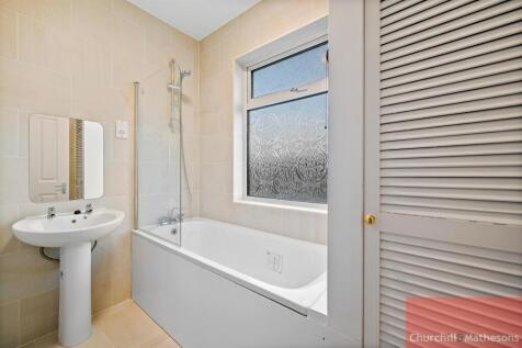 BCCHMAA - The Approach - Bathroom (4).jpg