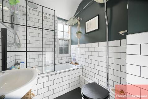 RCCHMAA- 229 wulfstan street- bathroom 1 (1).jpg