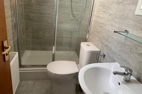 En-suite shower room