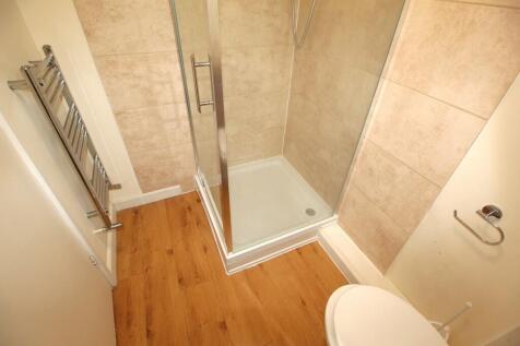 10.2 Shower Room
