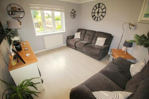 3. Lounge
