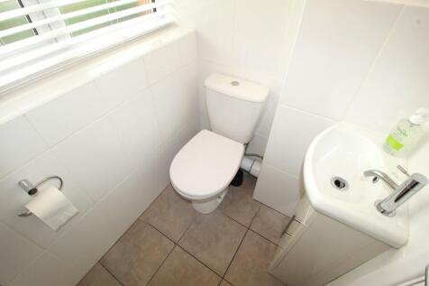 8. WC