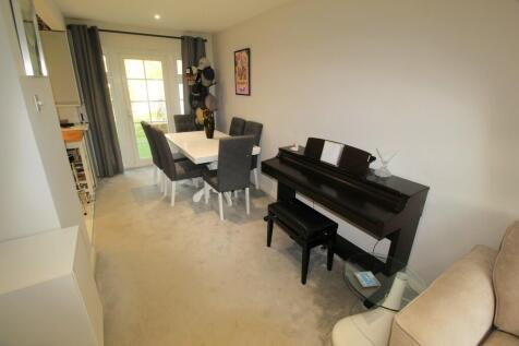  Dining Room (2)