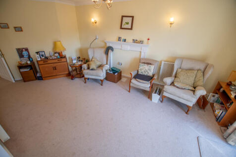 Lounge Reverse