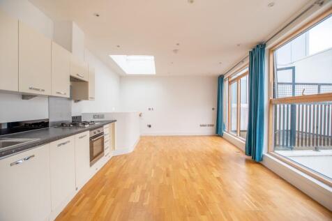 Kitchen/ Lounge