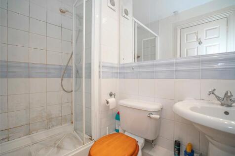 En-Suite 1