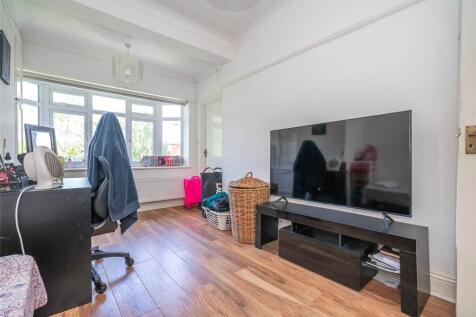 Flat 1 Reception B