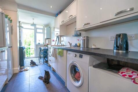 Flat 1 Kitchen B