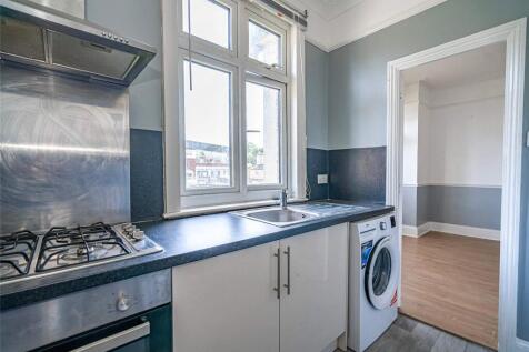 Flat 3 Kitchen B