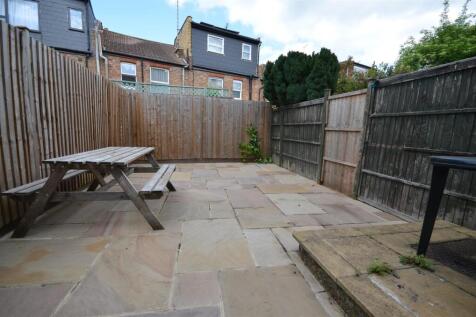 gdn 1, 38 Leslie Rd, N2.JPG