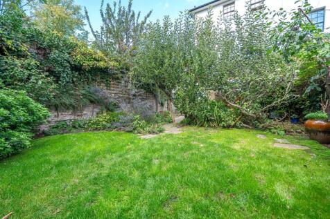 Garden b.jpg