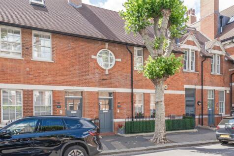 Front External a x.jpg