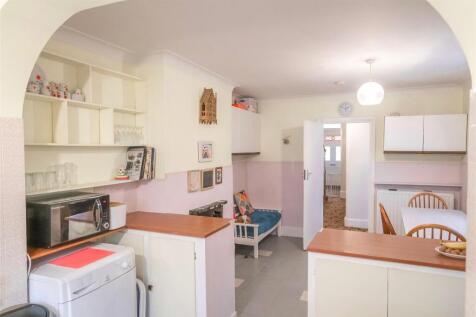 Kitchen E