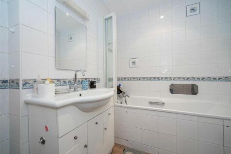 Bathroom B