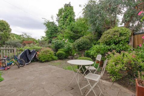 Garden b