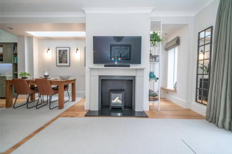Rear Reception E