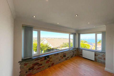 15_lounge view 1