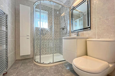 32_bath 2 b