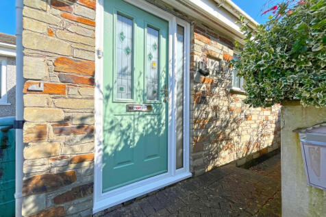 5_f door 1