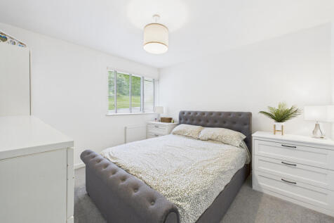 CAM05627G0-PR0019-STILL003