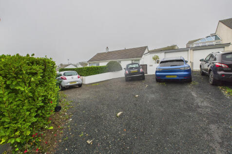 CAM05627G0-PR0019-STILL038