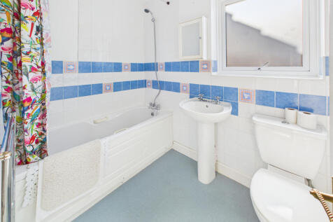 CAM05627G0-PR0020-STILL019