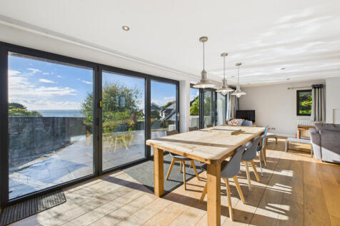 CAM05627G0-PR0024-STILL017