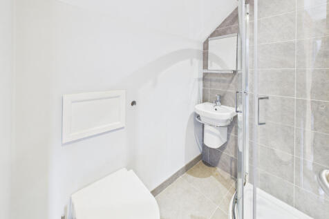 CAM05627G0-PR0024-STILL016