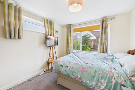 CAM05627G0-PR0025-STILL012