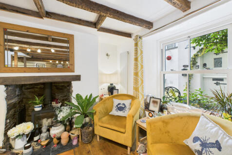 CAM05627G0-PR0022-STILL034