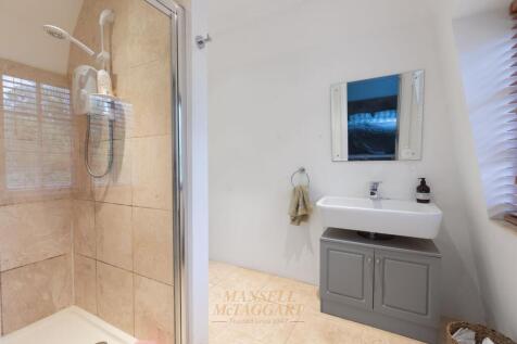 En Suite Shower Room