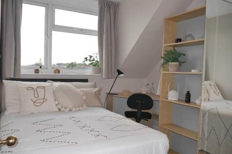 Attic back bedroom