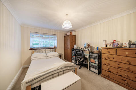 1357532-4-68d2cef...