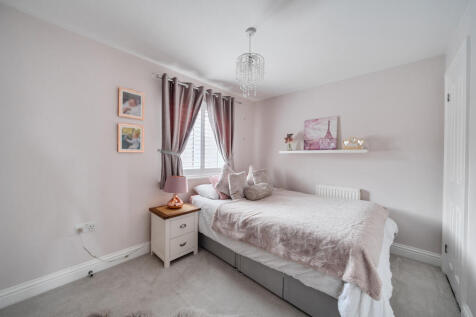 1380880-3-69172f8...