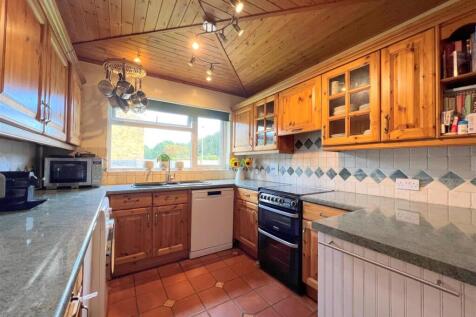 Kitchen-001.jpg