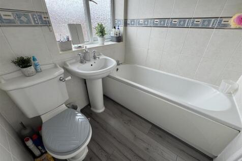 Bathroom/w.c.
