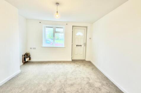 WhatsApp Image 2025-10-16 at 13.34.23 (10).jpeg