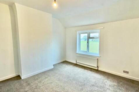 WhatsApp Image 2025-10-16 at 13.34.23 (1).jpeg