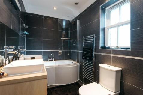 En Suite Bathroom