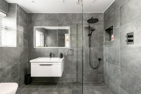 En Suite Shower Room