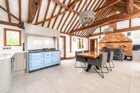 Kitchen/Dining