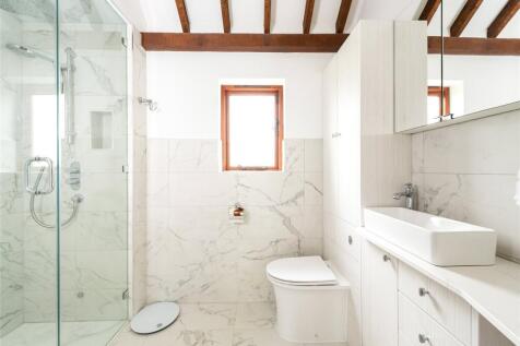 En Suite Shower Room