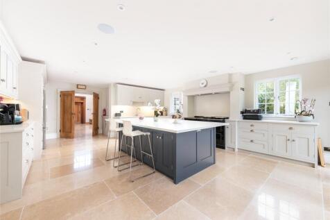 Kitchen/Breakfast Rm
