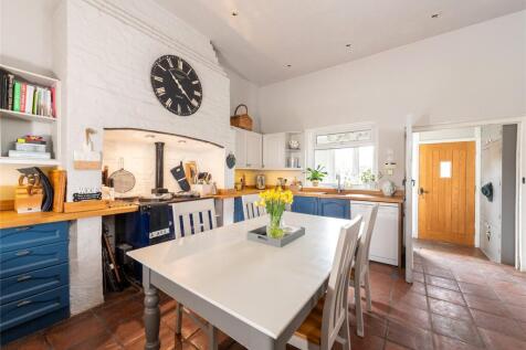 Kitchen/Breakfast Rm