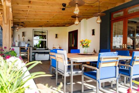 Covered Terrace