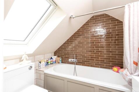 First Floor Bathroom