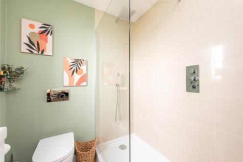 Bed Four En Suite
