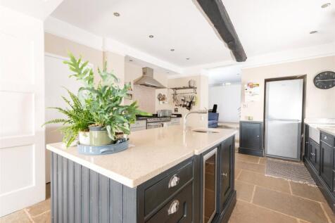 Kitchen/Breakfast